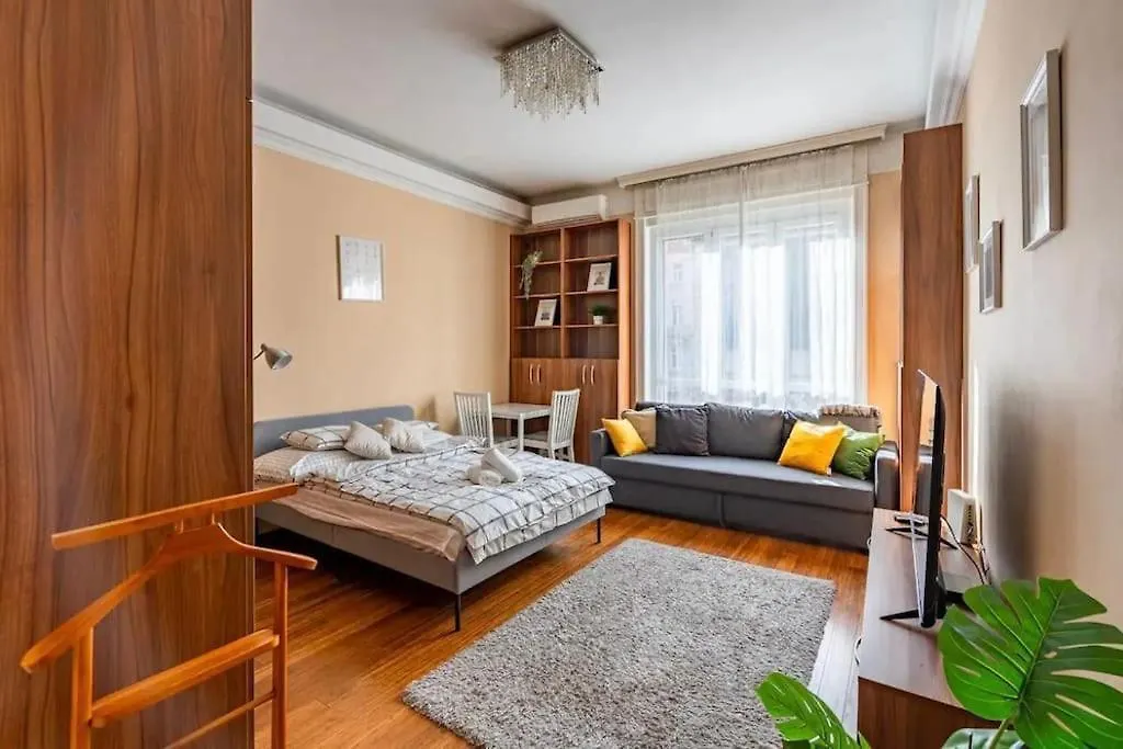 Luxury Design Flat In The Center Apartment Budapesta